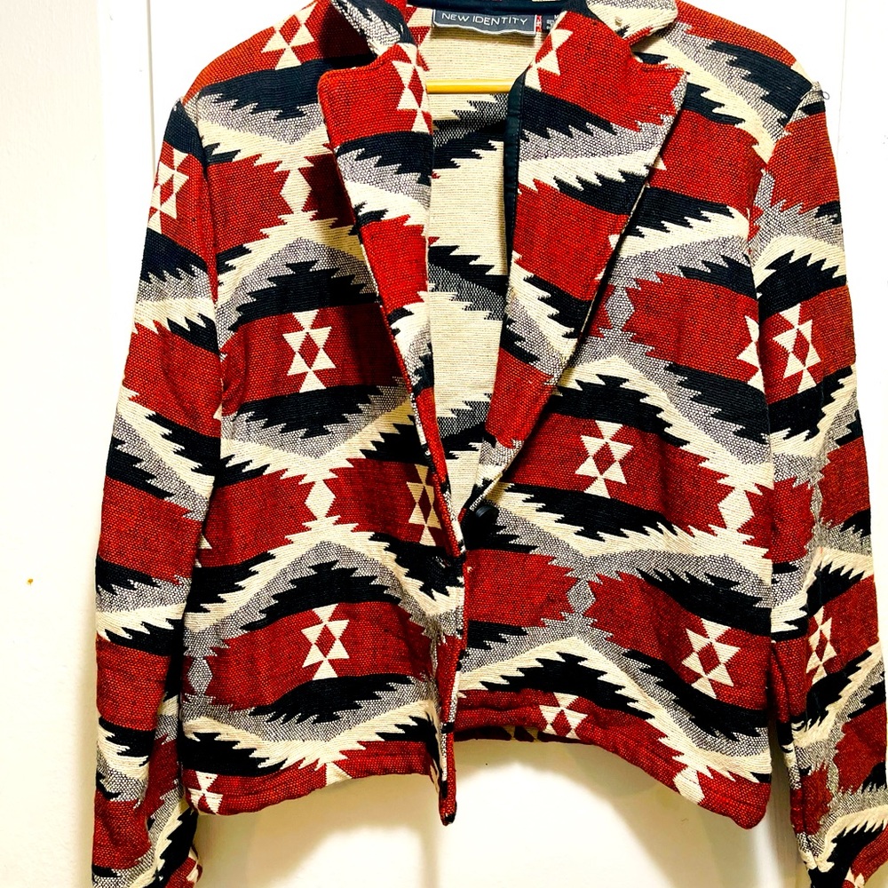 Vintage Aztec print womens western jacket/ blazer. Size M. Excellent condition.
